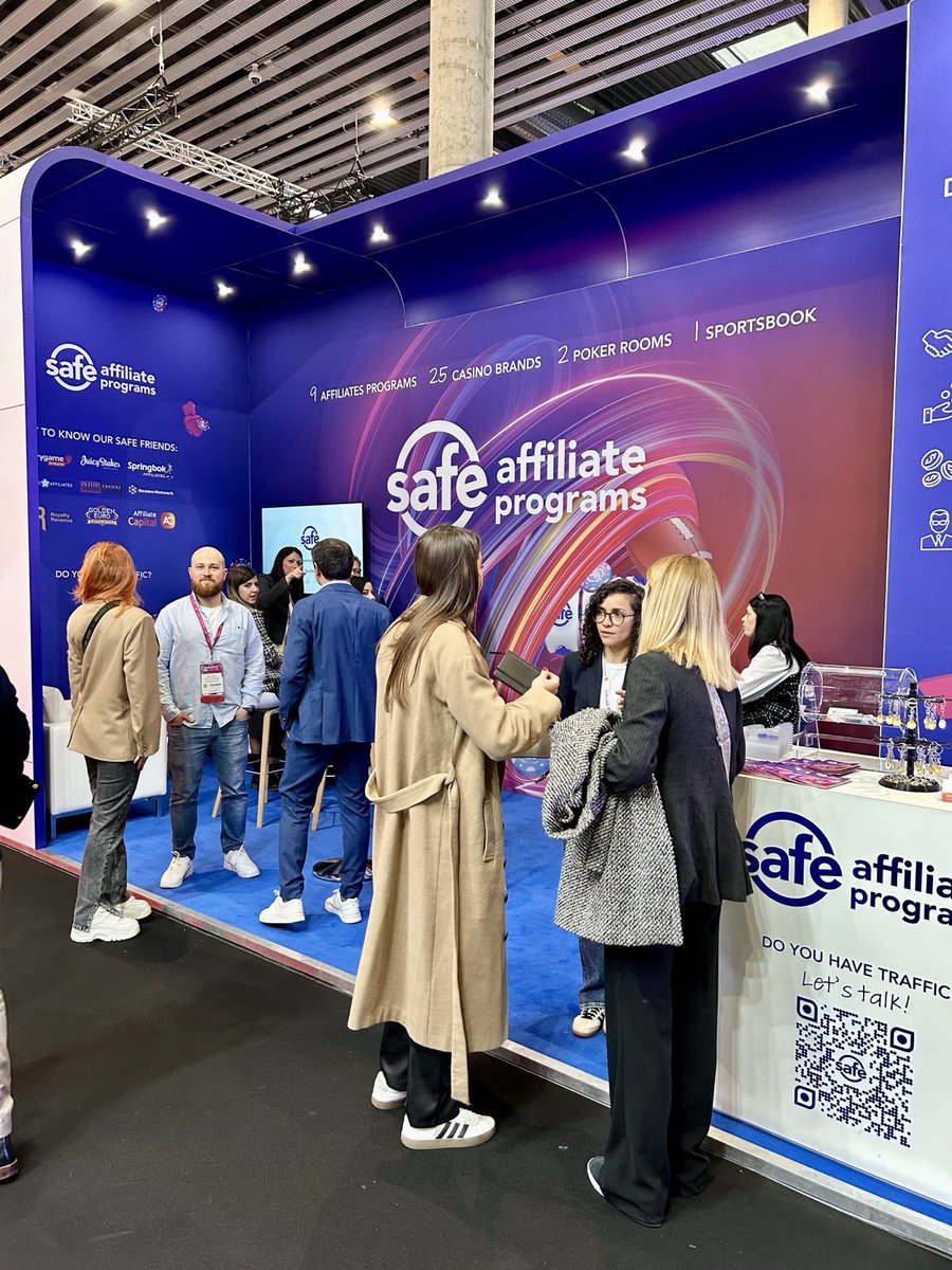 safeaffiliatep1's tweet photo. Come along and find us at hashtag#F46 and enter our raffle for a new iPhone 16PRO :) https://t.co/dTTEG1aPr1