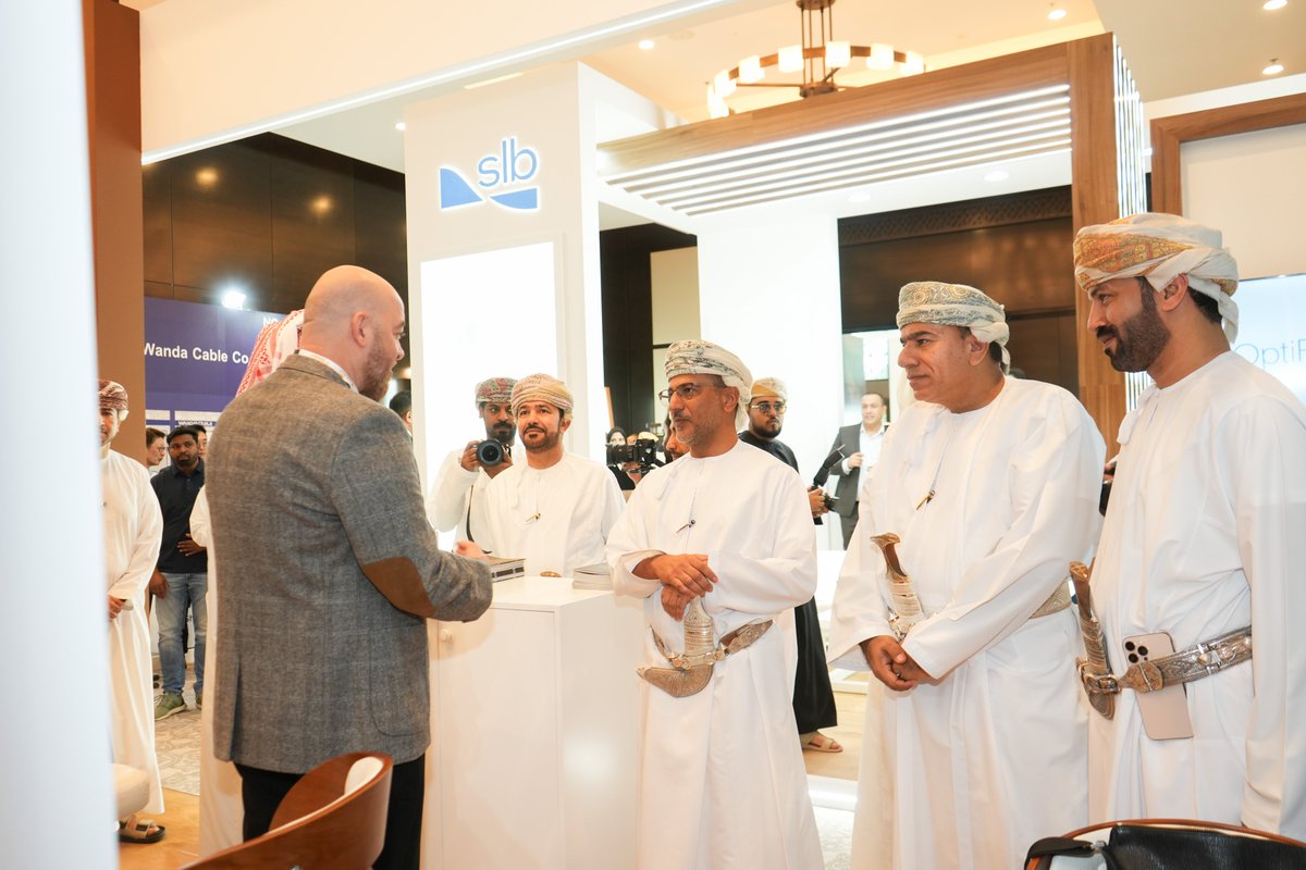 MEALF2025's tweet photo. 🎉 The MEALF 2025 Exhibition is now open!
H.E. ENG Mohsin bin Hamad Al Hadhrami, Undersecretary of the Ministry of Energy and Minerals, Oman, inaugurated this vibrant showcase of innovation in artificial lift. Explore cutting-edge technologies and connect with industry leaders! https://t.co/YLCAa1NB9V