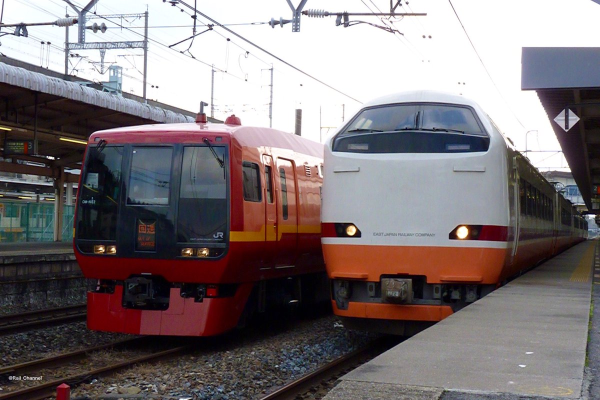 Rail_Channel's tweet photo. 2011.1.26 #31601F #31401F 転属回送。デキ505牽引。ついでにこの月に撮ったものを。#11635F 津覇出場前と #253系 OM-N02編成(東武習熟関連の回送だったかな?)と #485系 G55+G58編成の並び。久喜にて
#30000系 #東上線 #宇都宮線 https://t.co/JQ0WSpV0W4