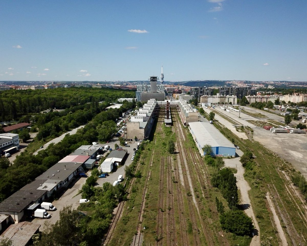 Petr Hlaváček tweet media