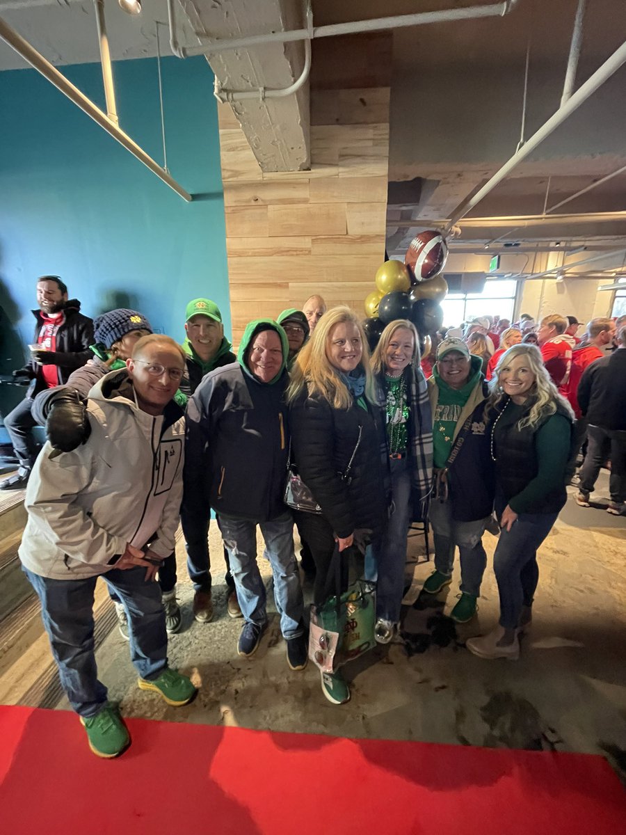 Lisa Kelly tweet media