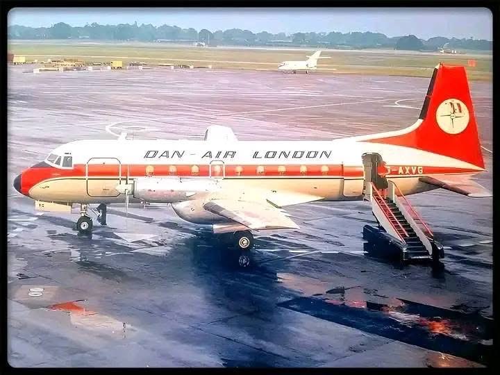 n194at's tweet photo. Dan-Air London 
Hawker Siddeley 748-236 Sr2A
G-AXVG
MAN/EGCC Manchester Airport
Date: 1976
Photo credit Paul Hussey
#AvGeek #Airline #Aviation #AvGeeks #Hawker #HS748 #DanAir #MAN #Manchester @manairport https://t.co/EJn3Rr9qvc