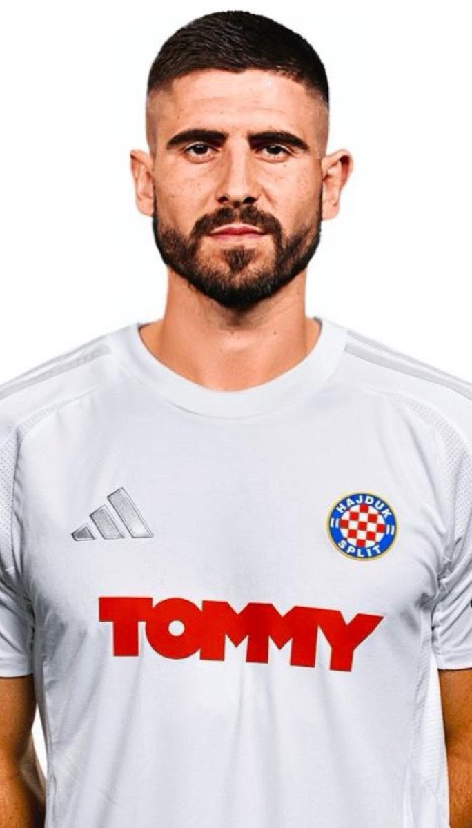 šef master tweet media