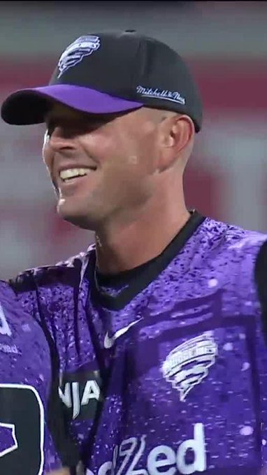 The Hobart Hurricanes are one step closer to a maiden BBL title! 🔥 📹 Credits: Twitter/BBL
