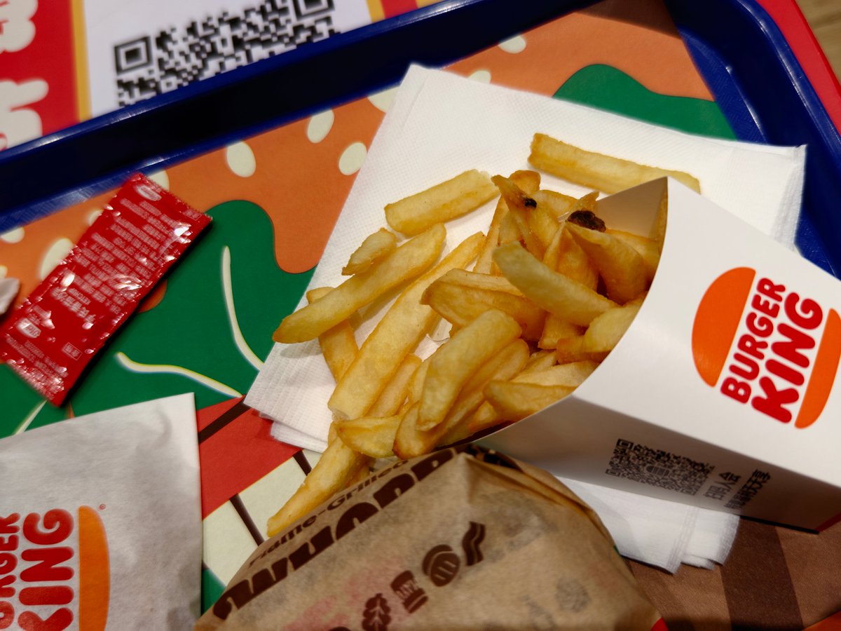 这就是我常来的原因
它给的薯条会溢出

占星存在宣布本周是薯条周，薯条产量翻倍！