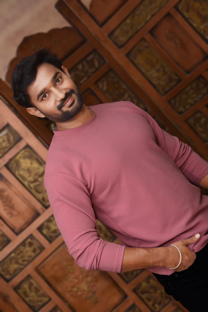 Rishivickyaru's tweet photo. #actor #tamilcinema #tamilactors #kollywood #newface #portraitphotography #portfolio #newimage #rishi #rishiganesh #newactor #modeling #model #tamiltrending https://t.co/8JQcE8asWK