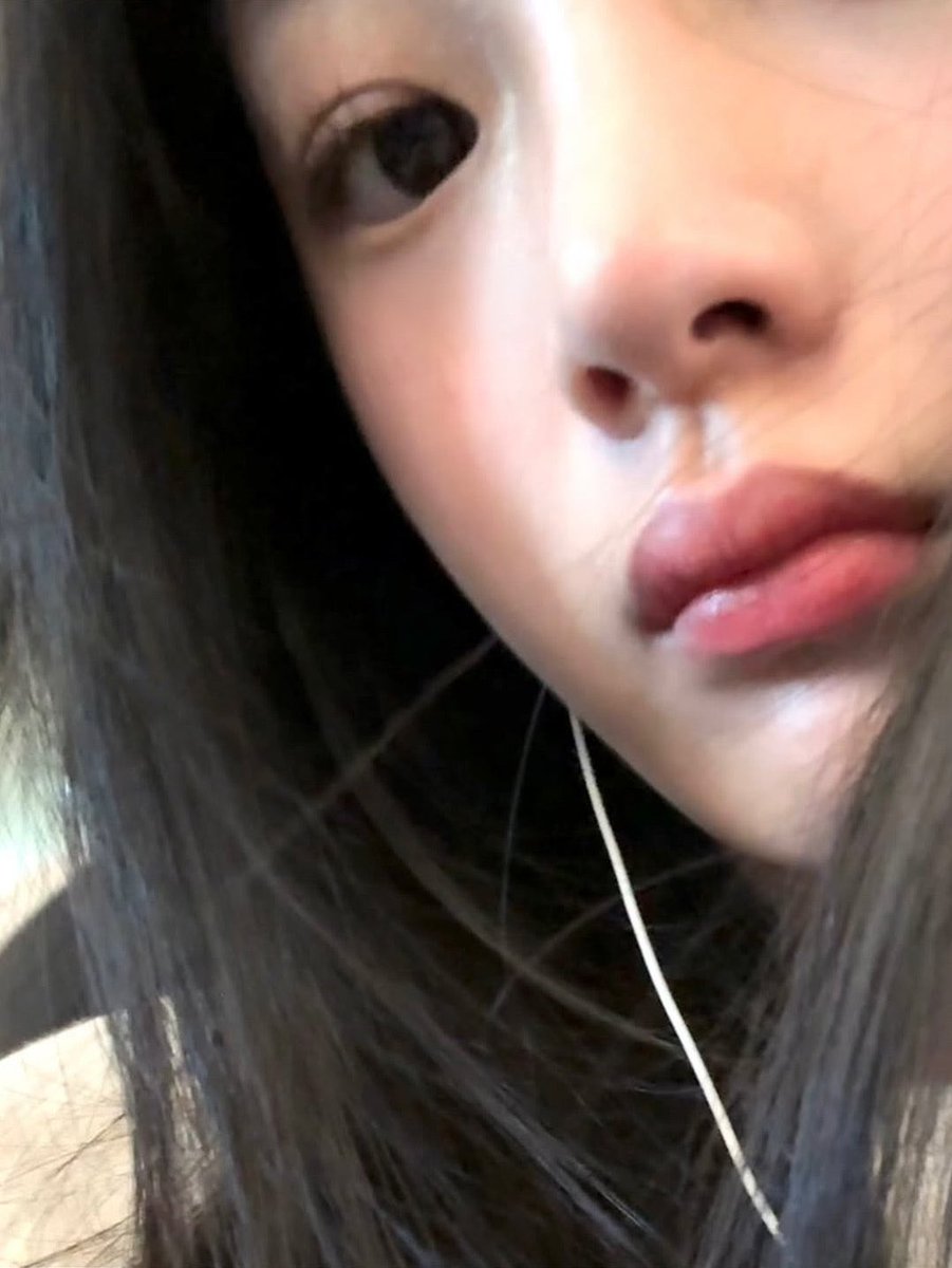 nocturnalee's tweet photo. hari ini konsepnya setengah gitu ya ohhh heem paham https://t.co/iOy1zMPJst