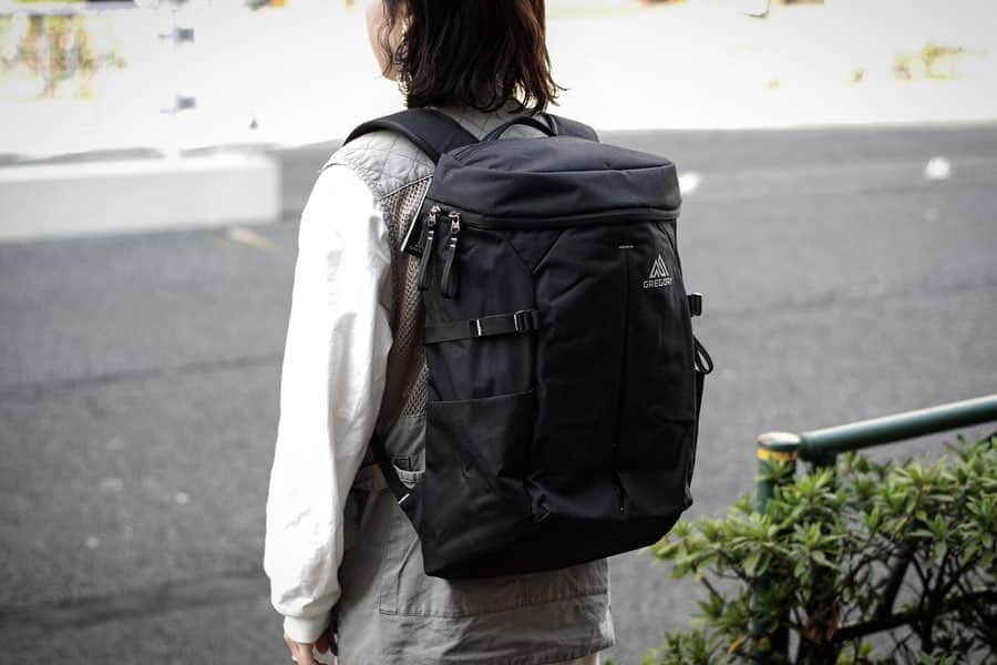 グレゴリーさんのスケッチ28が届いた。ツルヤさんお買い物スペシャル。

クーポン適用で10％OFF、2千円ちょい安く買えるのはお財布に助かるよAmazonさん。

ツルヤさんやスーパーマーケットに買い出しに行くと高確率でパンパンになるから持ち帰るのも命がけ。ウォーキングで買い出しは一苦労なのよ。