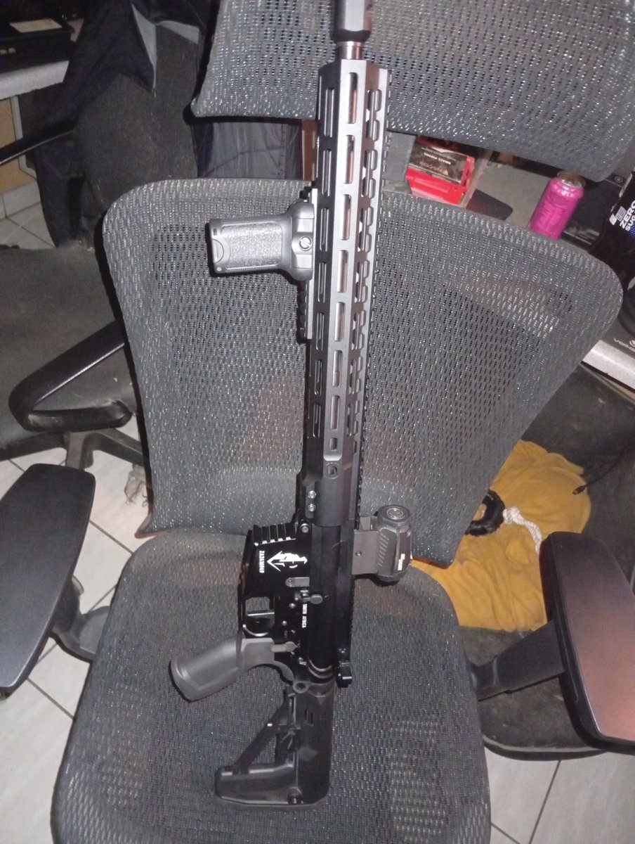 FailconXX (I like guns and bacon) tweet media