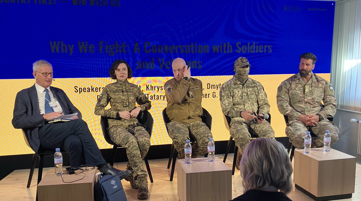 carlbildt's tweet photo. I was honored to chair a discussion with four 🇺🇦 combat heroes at #UkraineHouse at #wef in Davos today. They are fighting to defend their country, but also all of Europe and a global order of stability and security. https://t.co/2Sam6USBbV