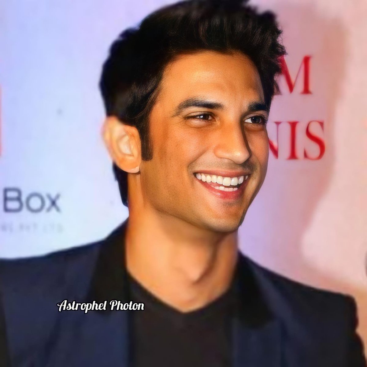 kundu_koushani's tweet photo. You left us beautiful memories and we celebrate you with love. Happy birthday in heaven dear Sushant Singh Rajput.

Sushant Day 
#SushantMoon2025 https://t.co/Ek1zjs5uww