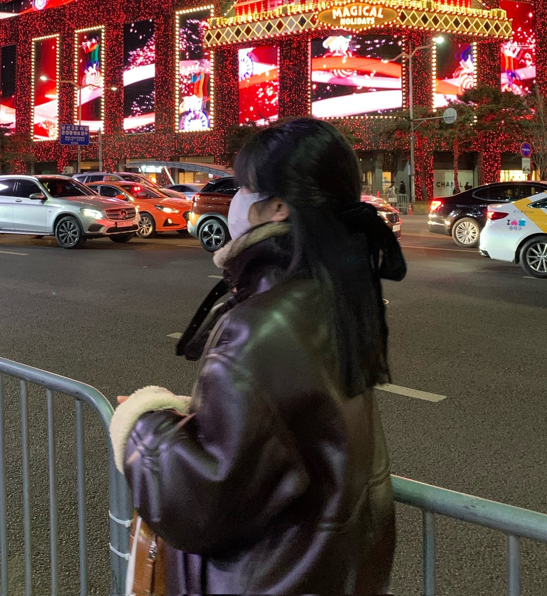 이번주 일욜 22일 서울 서부권에서 목적만남하실ㅋㅍ분 계실까요? 둘다 비쥬얼,마인드 좋아요~ 오후1시~저녁9시까지 같이 있을 예정입니다. 초대남❌️
라인이나 디엠주세요~
#부커 #갱뱅 #초대녀 #스와핑 #파트너
#fwb #커플만남
