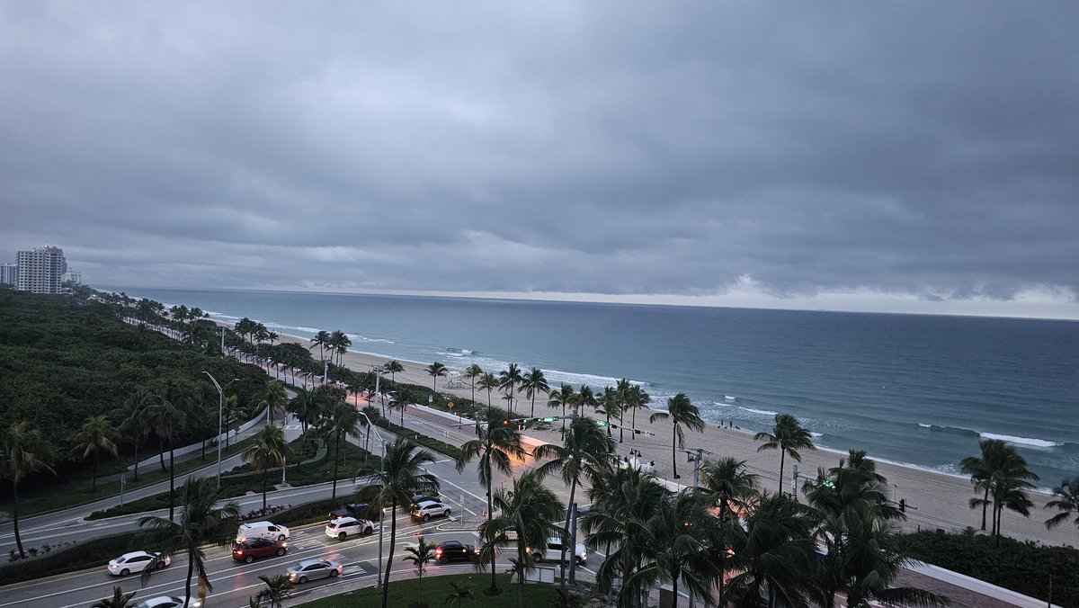 CalvinZito's tweet image. It's the dawn of a new day, day 15,004 to be exact. 

More details to come. #Back2Work