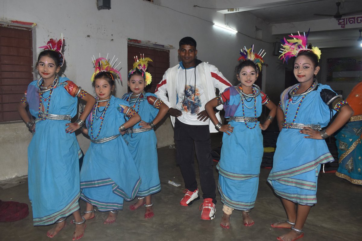 Basanta65356777's tweet photo. ADIVASI LOOK
MY STUDENT'S
#bkgouda #mayuridanceacademy76
#twitter https://t.co/ovz03SxnH3