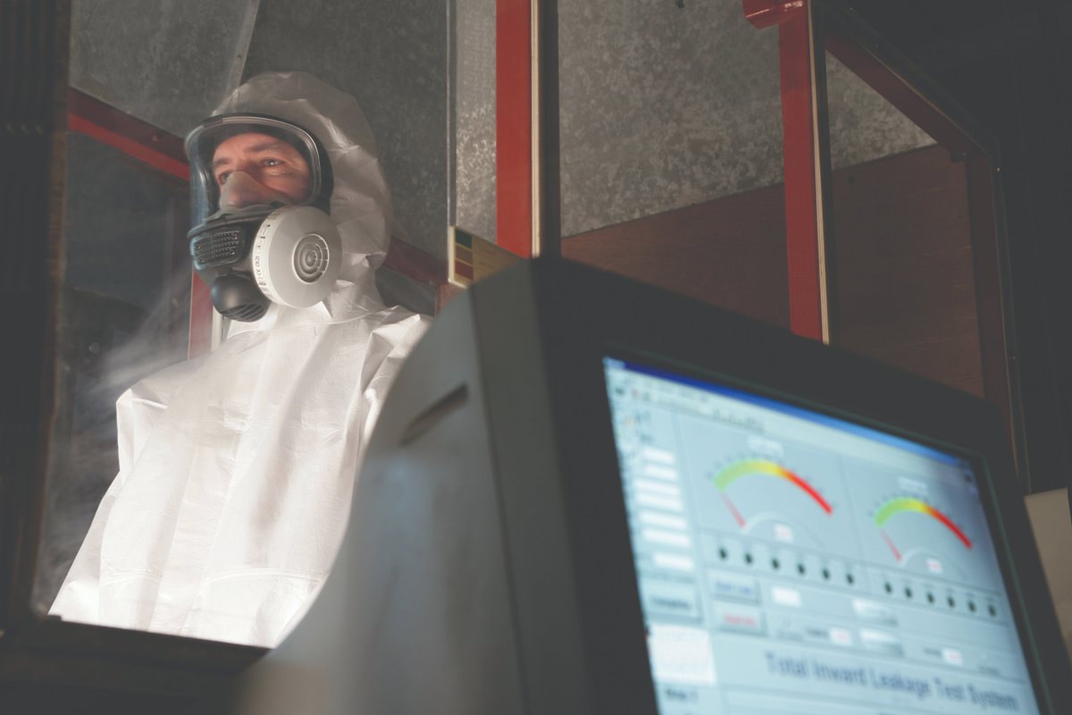IOMworld's tweet photo. Protective coveralls &amp; PPE are vital for worker safety when dealing with hazardous substances. Our UKAS accredited lab rigorously tests these garments against fine particle aerosols like asbestos and various liquid sprays. Learn more at: https://t.co/dtx3GqQ7oN
#SafetyFirst #PPE https://t.co/A3IDgDH9FT