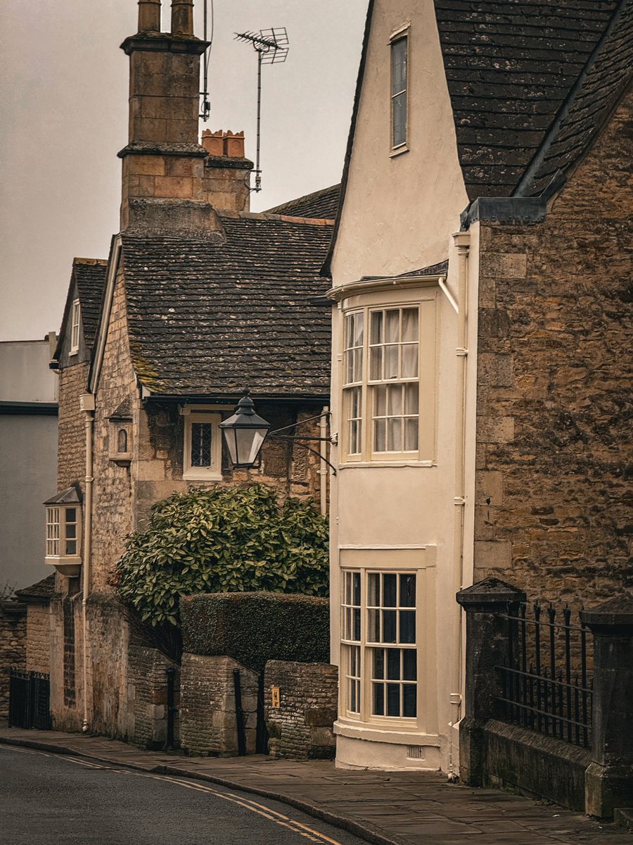 theoldbuilding's tweet image. Stamford this morning. Looking beautiful.
I won’t be posting on this platform for the foreseeable so if you like my photos I am on Instagram, threads, bluesky and videos on TikTok. Thanks for all the likes. 👋