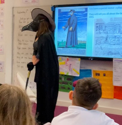 thewillowN17's tweet photo. Engaging #children is a real #teaching #skill shown here with #yr2 #studying the #plague and a #teacher #plaguedoctor #teachinghero #TeachingFeeling #teaching #schools #Superstar https://t.co/KY6U4qDBYn