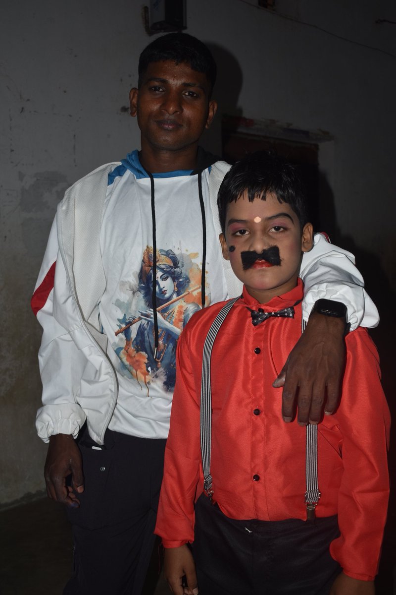Basanta65356777's tweet photo. Funny Dance 😄
My And My Cute Student
#bkgouda https://t.co/rCfgEOTpga