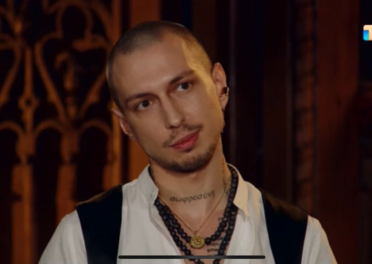 Ну какой же он 🔥😻
#битваэкстрасенсов