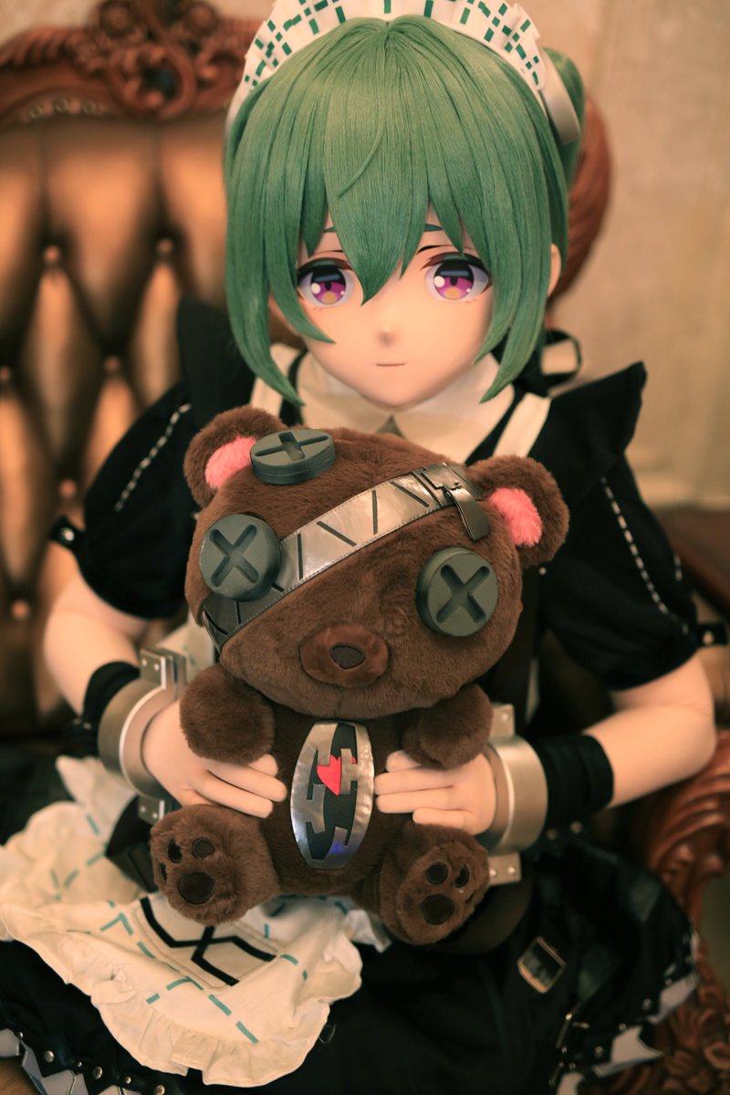 你看见过我的小熊吗？不好意思走错片场了~~~
#着ぐるみ #kigurumi #绝区零 #zzzero #ゼンゼロ📷 #可琳 #CorinWickes #Corin