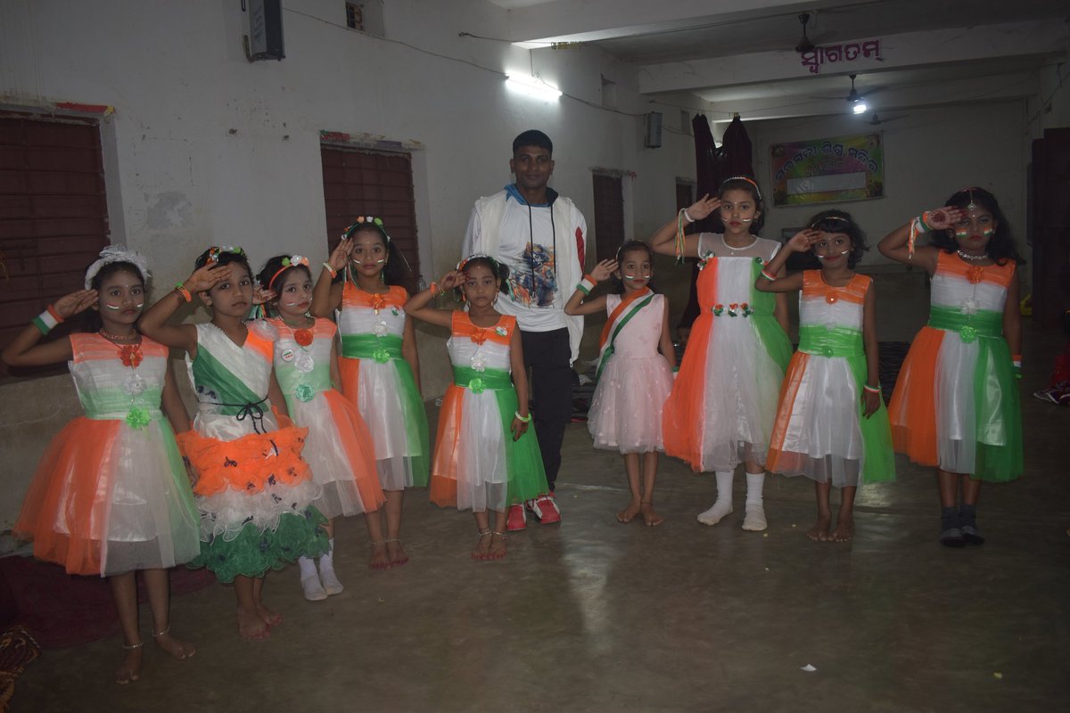 Basanta65356777's tweet photo. Desh Rangila ...
#bkgouda
#twitter https://t.co/7u9whAMlBi