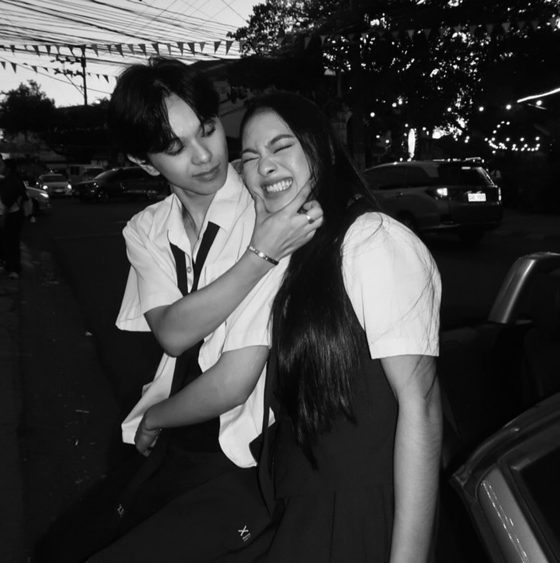 beomoajjunie's tweet photo. akala niyo ashdres lang ang naka-magnet sa isa’t isa? pati micalix din guys https://t.co/NZLuDM5sLw