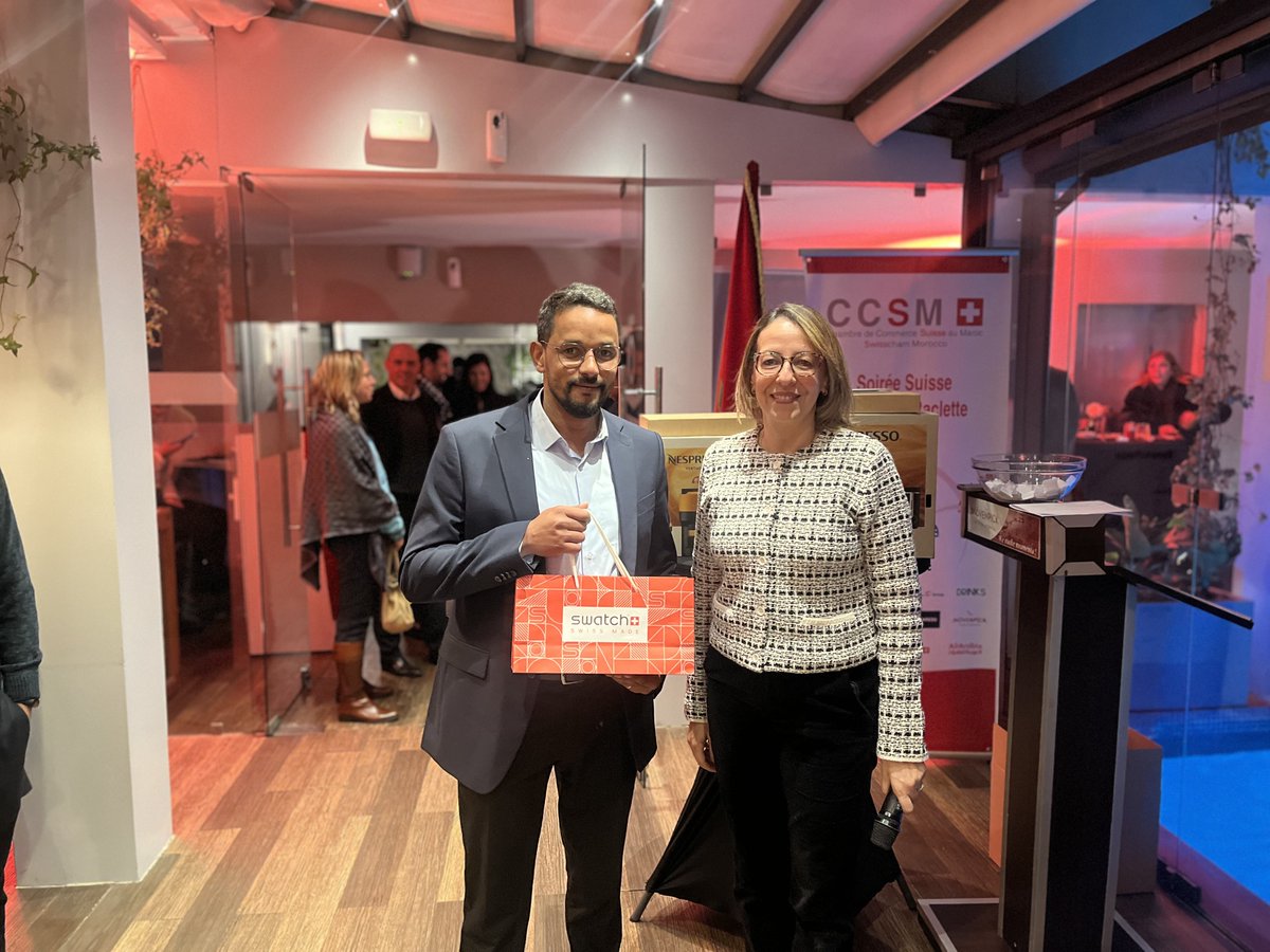 CCSMaroc's tweet photo. ✨🍸 Célébration de la Soirée Suisse "Fondue et Raclette" 🫕🧀

Bravo aux gagnants des tombolas, qui ont pu repartir avec des souvenirs mémorables. 🏆🎁 https://t.co/s8nWBUdekG