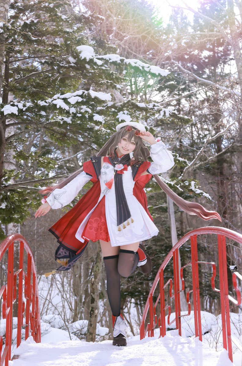 sakurako_kokko's tweet photo. ※cosplay / 原神 胡桃
❀
『 残雪に咲く紅 』
❀
#GenshinImpactcosplay #HuTao https://t.co/fK24XyXed4