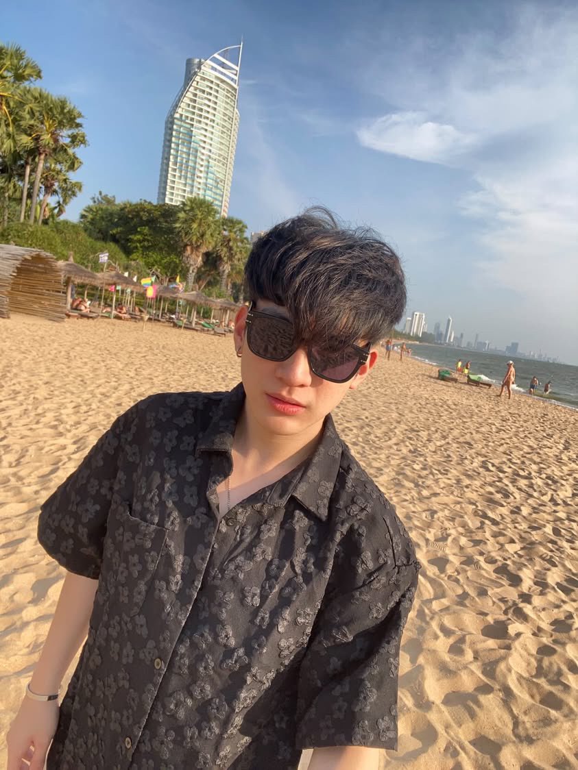 jjimmuuu's tweet photo. Bad boys don’t cry 🌊
#jimmyjiramate #jimmu https://t.co/Wio1fzNv2L