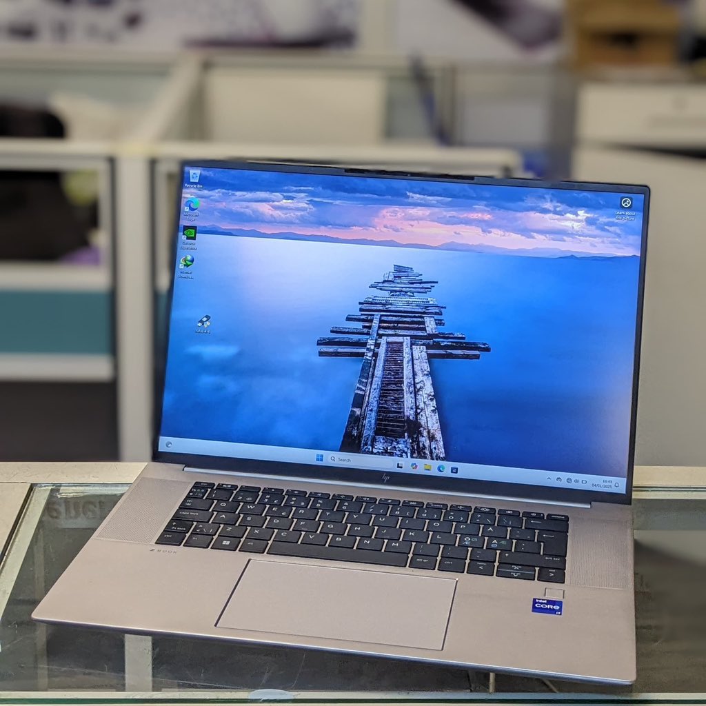 PassiTronics's tweet image. ⓘ HP ZBook Fury 15.6 G8 dispo chez PassiTronics ! 💻

✨ Intel Core i9 (11e Gén), 32 Go RAM, 1 To SSD
✨ NVIDIA RTX A3000 (6 Go dédiés)
✨ Écran FHD 15.6” IPS
✨ Windows 11, clavier rétro-éclairé

💰 Prix : 700 000 FCFA

📞 691 24 97 04
📍Douala, Cameroun

#PassiTronics #HPZBook