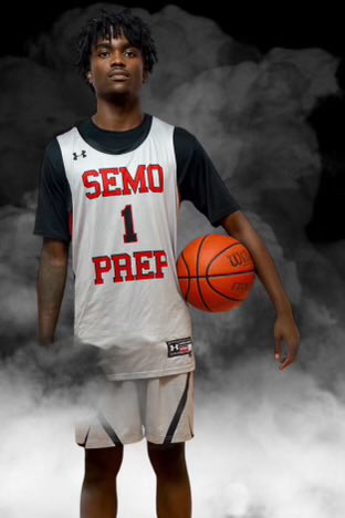 BIG congratulations to Shooting Guard Ro’Ziah  Scott-Bates for being player of the game against Mission University scoring 19 points 5-8 from threes! Great game Ro’Ziah keep it up!! 

#CollegeBasketball #uncommitted #RecruitingSeason #D1Bound #BasketballRecruiting #NCAAHoops