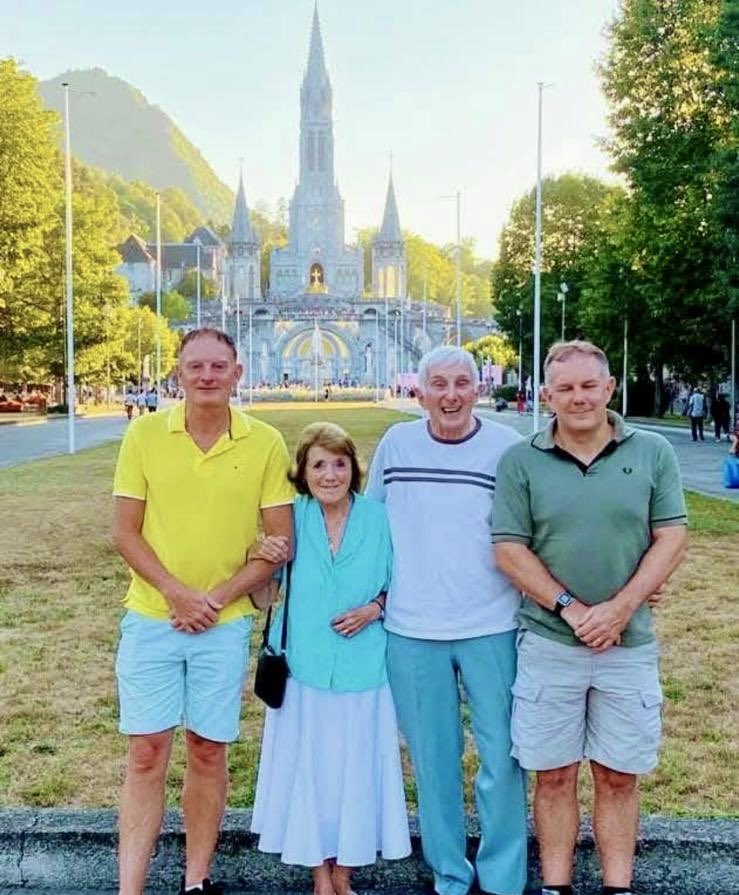 Please pray for the happy repose of the souls of Vincent and Frances Galgani, cherished members of our pilgrimage family who passed away within days of each other after 61 years of marriage and so, even in death, they are inseparable.

May they rest in peace and rise in glory.