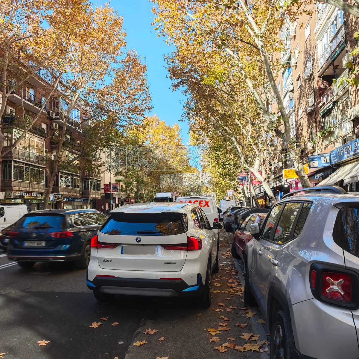 DecideMadrid's tweet photo. 📢🗳️ La ciudadanía del #BarriodeComillas vota a favor de implantar la #ZonaSER en la #ConsultaPública.
📊👍 El 86,12% de las personas participantes en el barrio están de acuerdo con extender el Servicio de Estacionamiento Regulado a esta zona de @jmdcarabanchel.
❓ ¿Quieres conocer todos los detalles?
Consúltalo en 👉 https://t.co/hBYExWoCEI