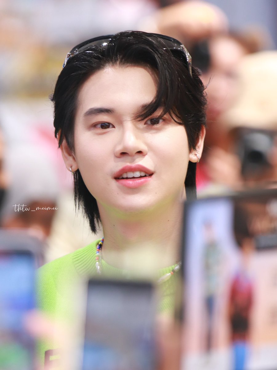 thtw_meimei's tweet photo. รู้ใช่ไหมว่าเราอนุญาตให้ตัวเองอ่อนแอได้บ้างนะ วันที่อ่อนแอหยิ่นจะมีพี่ยอที่แข็งแกร่งโอบกอดเสมอ ไม่ต้องกลัวอะไรทั้งนั้น🫳 ดีใจนะที่หยิ่นบอกว่าหยิ่นมีความสุขดี แต่ถ้าอยากงอแงเมื่อไหร่หันมานี่ เรารอส่งยิ้มให้เสมอนะ😊

#WeStandwithYinAnan
BESIDE YOU A WONG
#yinyin_anw Yin Anan https://t.co/JiZ8yA9EL5