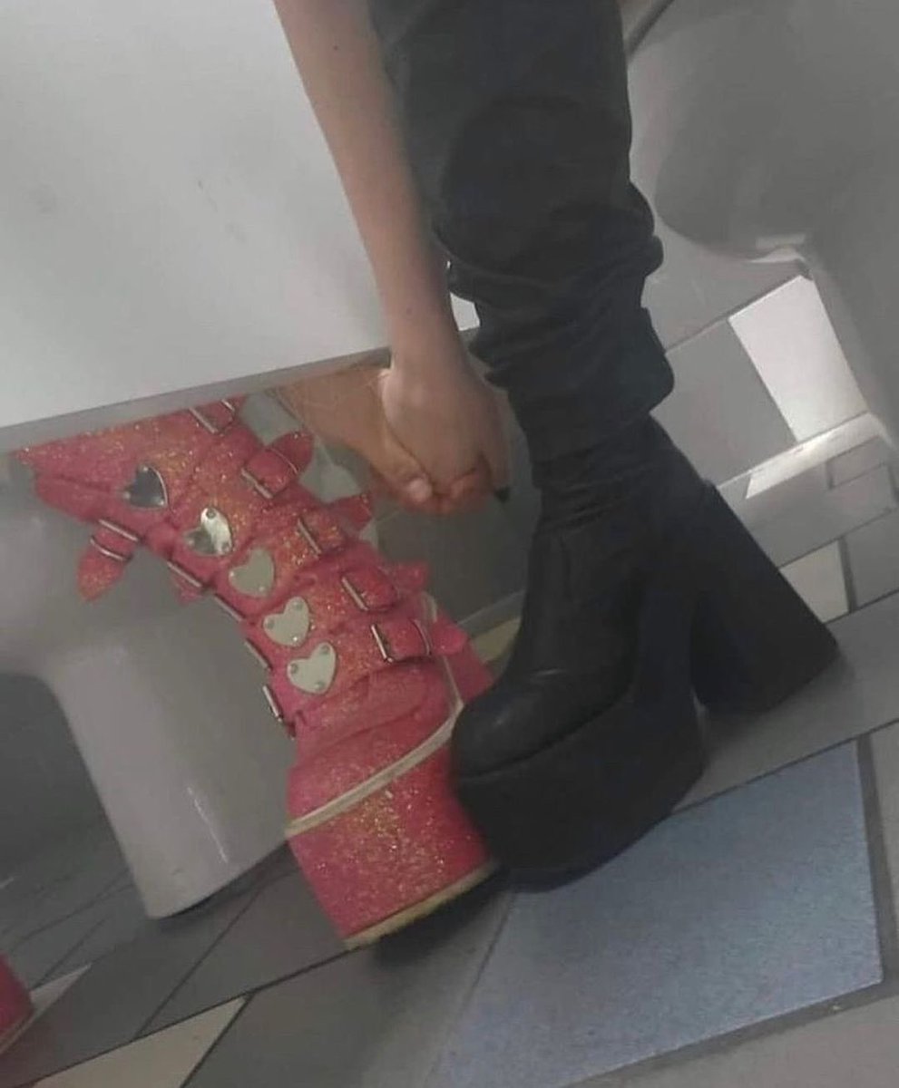 lady gaga supreme tweet media