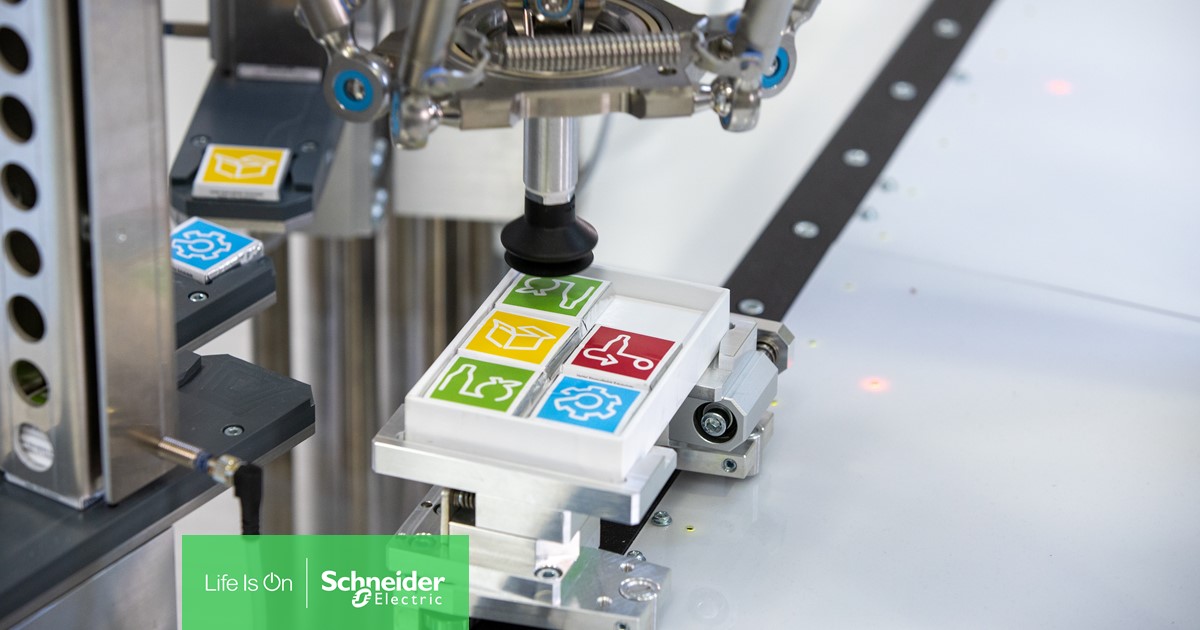 SchneiderSwiss's tweet photo. Unser Lexium MC12 multi carrier sorgt für einen höheren Maschinendurchsatz, denn es lassen sich mehr Produkte oder Formate mit derselben Maschine bearbeiten; Infos 👉 https://t.co/EPv5MNPPzm Schneider Electric #Automatisierung #SmartMachine #Maschinenbau https://t.co/AZTBGWvTW6