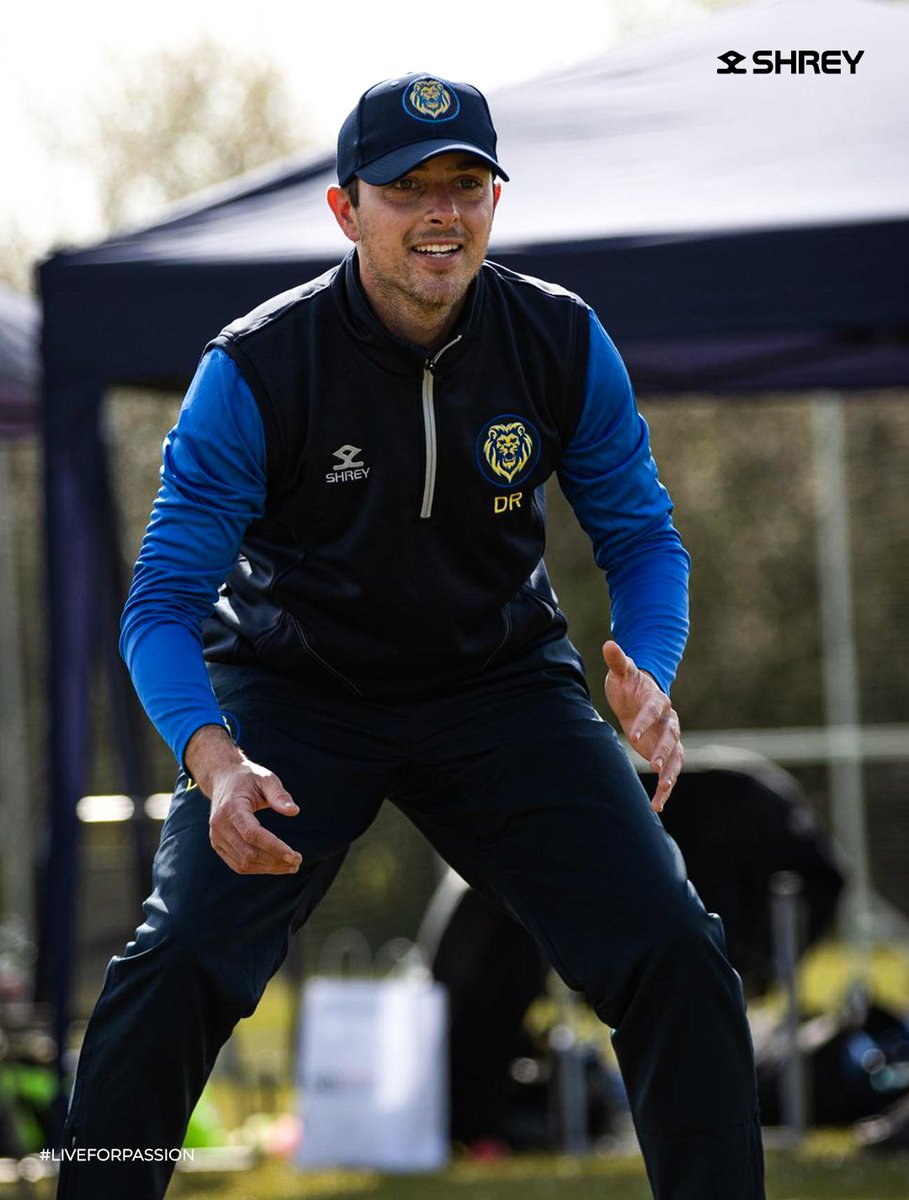 ShreySports's tweet image. Winter’s got nothing on us! ❄️🔥 Stay warm and unstoppable with the Shrey Performance Gilet and our winter sweaters. Windproof, heat-retaining, and built for action—gear up for the chill in style! 💪

 #ShreyWinterGear #StayWarmPlayHard #PerformancePerfected