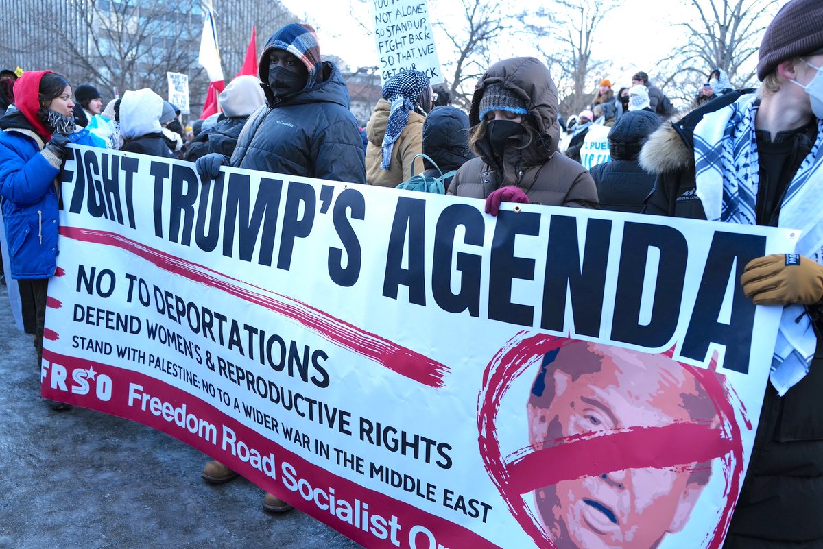 ppasquini's tweet photo. Trump’s Inauguration Inspires Some, Divides Others

#Insurrection #Nuzeink #Countercurrents #Indybay @Countercurrents 

For the full story see:

https://t.co/CQVwejmhyn

https://t.co/sVVERPY93N https://t.co/u5X3ATQOsU