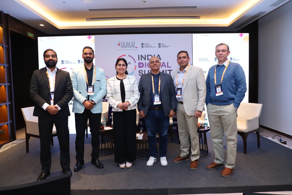AnumatiForData's tweet image. Anumati at India Digital Summit hashtag#IDS2025! 🚀

Our CBO, Aiyappa K C, joined a panel on &quot;Embedded Finance: Transforming Every Business into a Fintech&quot; alongside industry experts.

Here are some highlights from the event! 📸✨ #DigitalFinance #Fintech #Anumati #DataSecurity