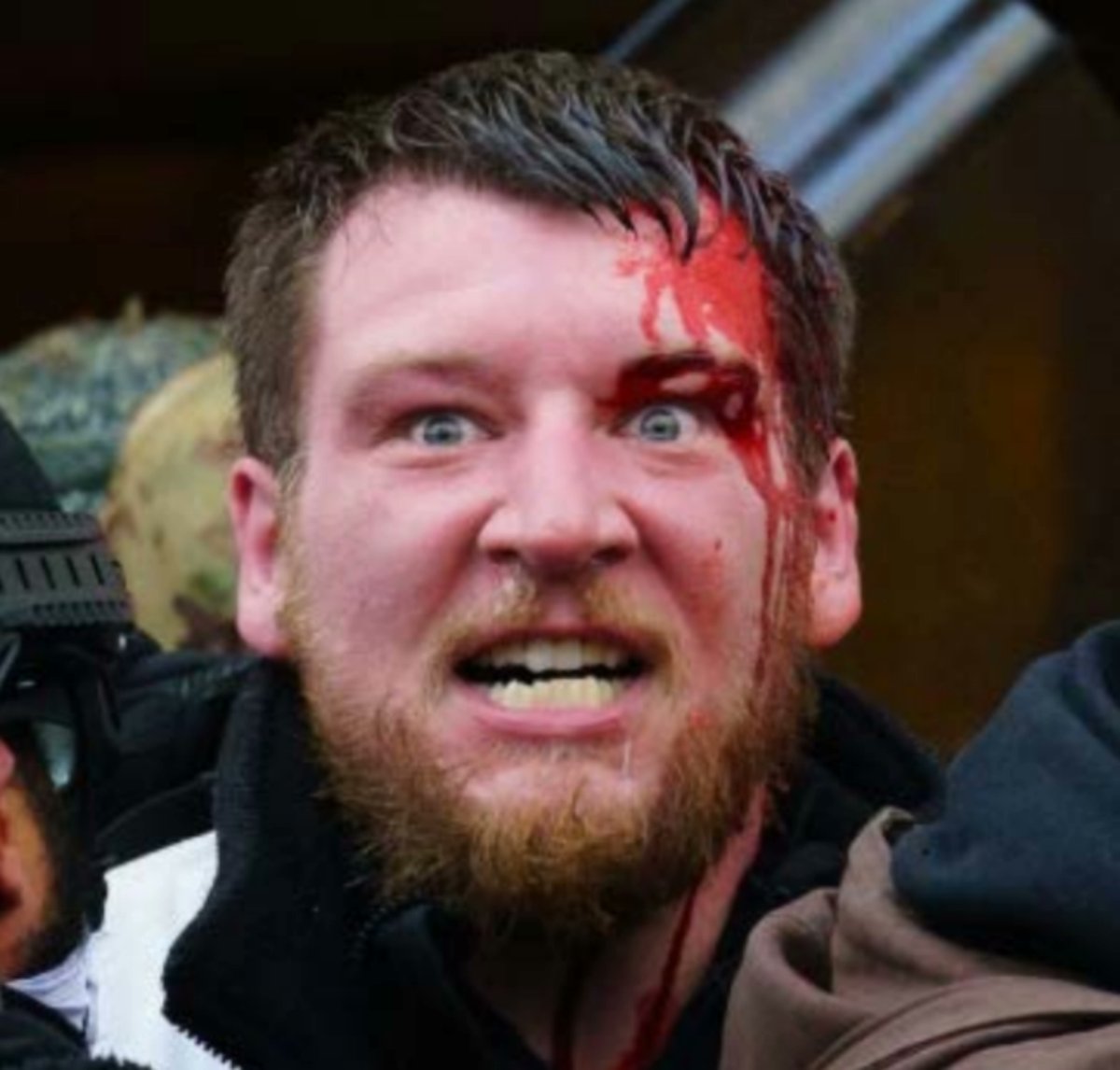 aobrien2010's tweet photo. Trump just commuted the sentence for Maine white supremacist Kyle Fitzsimons who was serving 7 years for Jan 6.  Prosecutors said he was “the most violent &amp; aggressive” of the rioters. He carried out 5 assaults of police, including one that ended the career of a Police sergeant. https://t.co/4QYo4i1lX2