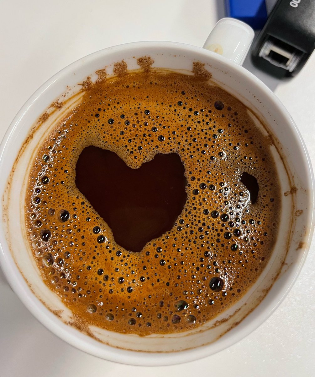 IrenFatmanur's tweet photo. Beğenen aşkı buluyor https://t.co/RLfiXc11uq
