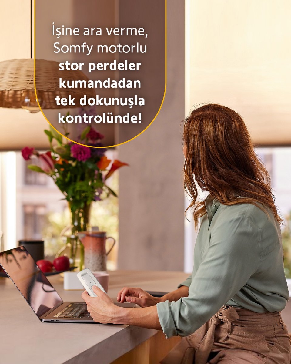 somfyturkiye's tweet photo. #Somfy motorlu stor perdelerinizi telefondan ya da kumandadan bir dokunuşla açıp kapatabilir, işinizi bölmeden odanıza dilediğiniz kadar gün ışığı alabilirsiniz. Böylece ortamın aydınlık seviyesini kolayca ayarlayabilirsiniz.
#somfytürkiye #StorPerde #motorluperde #ofis #konfor https://t.co/uW6M3GDMwO