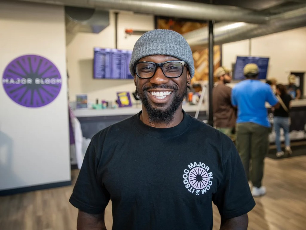 Major Bloom tweet media