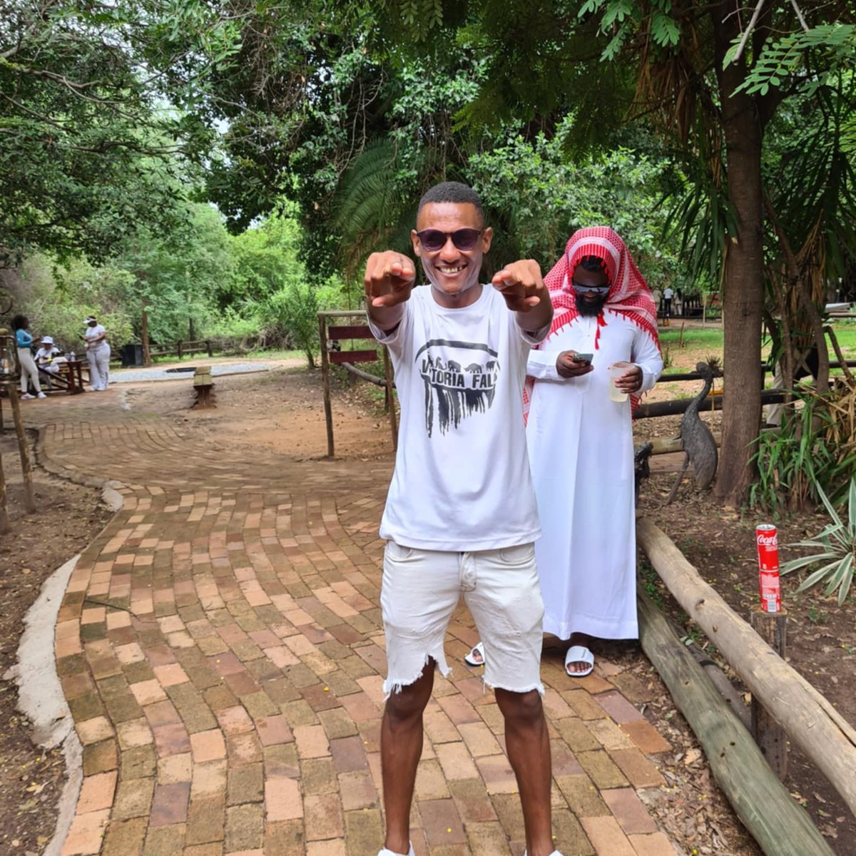 JVanSibanda's tweet photo. #NewProfilePic https://t.co/A6OpDOKGrL