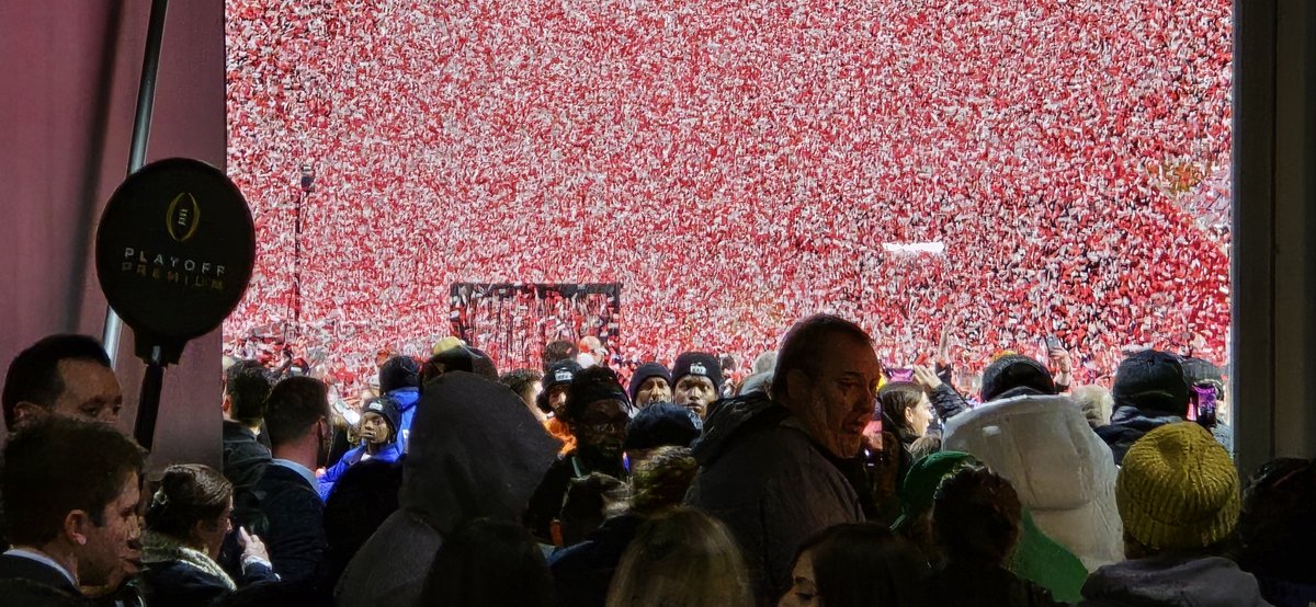 TonyGerdeman's tweet photo. More photos from last night. https://t.co/cQW3XXTlaS