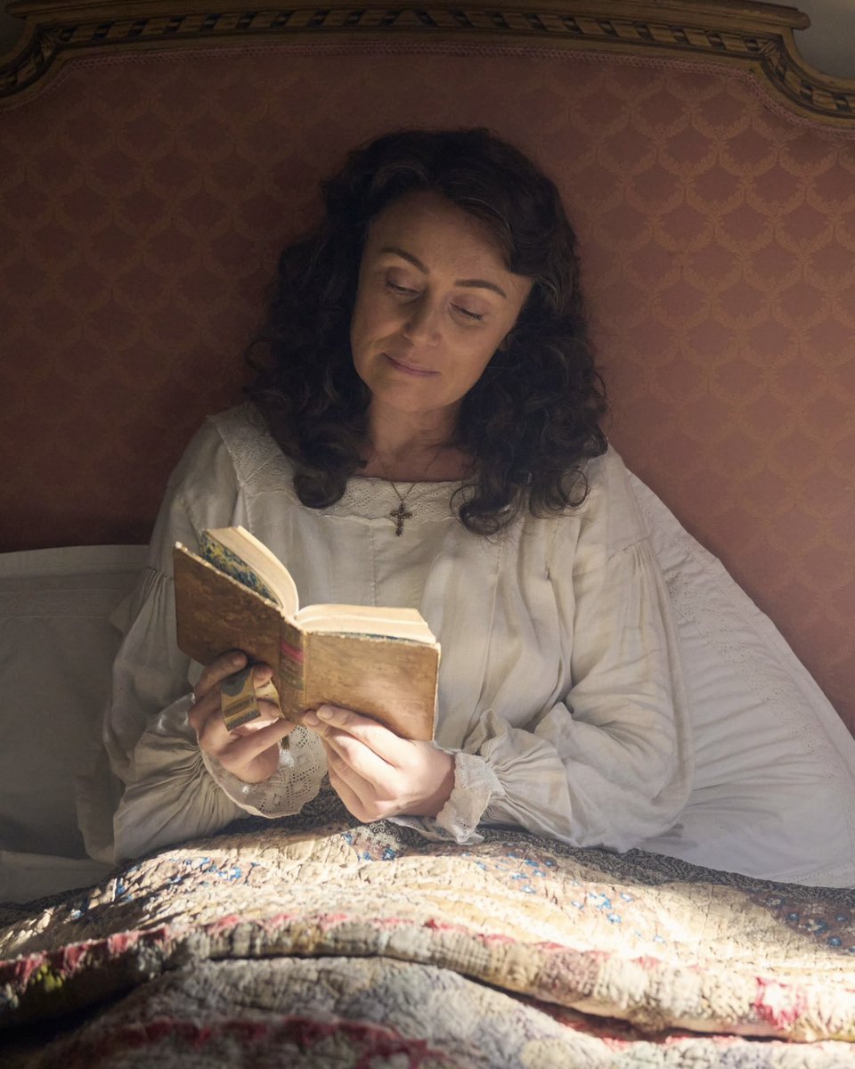 allthingshawes's tweet photo. Cassandra Austen 📖

#KeeleyHawes #MissAusten https://t.co/qCyVbh9S08