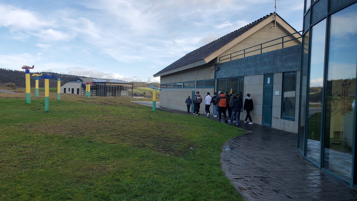 FSotavento's tweet image. Hoxe recibimos nas nosas instalacións ao alumnado do #IESEspiñeira de Boiro.
...
Hoy recibimos en nuestras instalaciones al alumnado del #IESEspiñeira de Boiro.

#EducaciónEnerxética #EducaciónEnergética