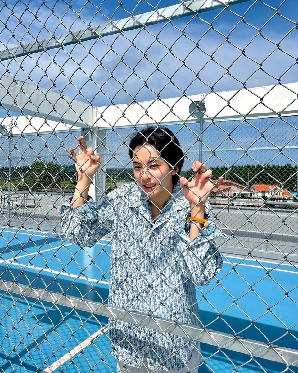 꾸깃 tweet media