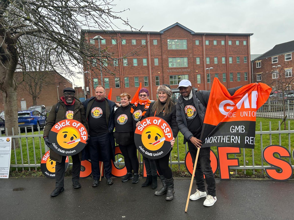 GMBScotPC_'s tweet photo. Today, we stood strong for HC-One workers outside their HQ in Darlington. Delivered sick notes and continued our push for more than SSP and the right to paid breaks. Care workers deserve to be treated as the professionals they are. Sick of SSP? Join the fightβπ»#CareWorker #HCOne https://t.co/LN1m2rNz9N