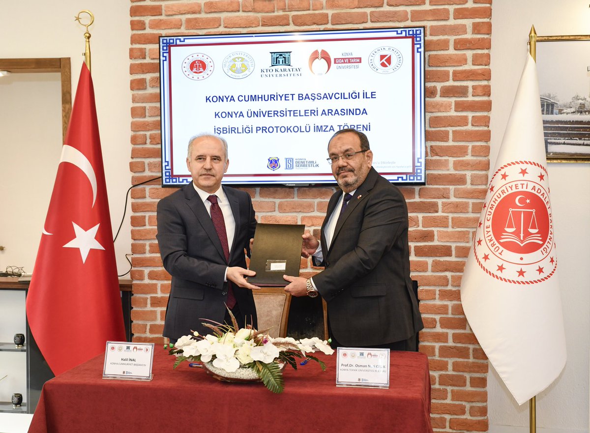 KTUNEDU's tweet photo. Üniversitemiz ile Denetimli Serbestlik Müdürlüğü arasında eğitim faaliyetlerine yönelik protokol imzalandı.

@oncelik https://t.co/kHqcht92n7